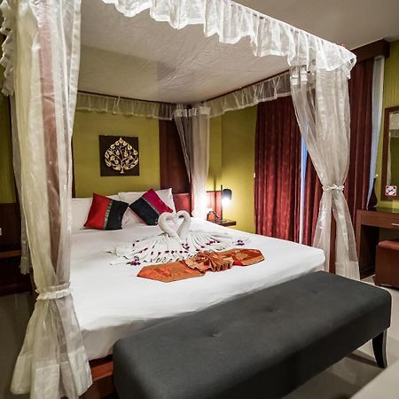 Patong Hemingways Hotel Eksteriør billede