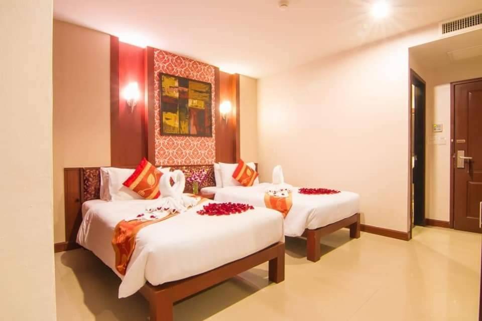 Patong Hemingways Hotel Eksteriør billede