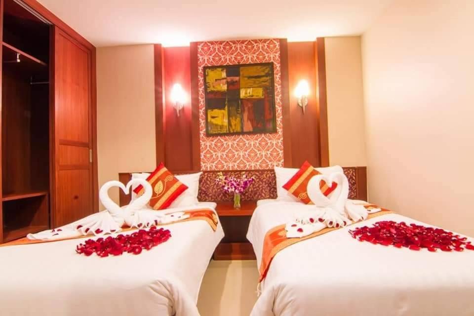 Patong Hemingways Hotel Eksteriør billede