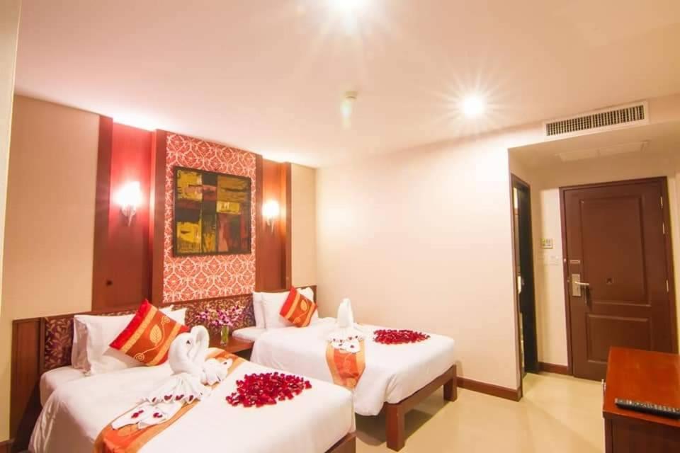 Patong Hemingways Hotel Eksteriør billede